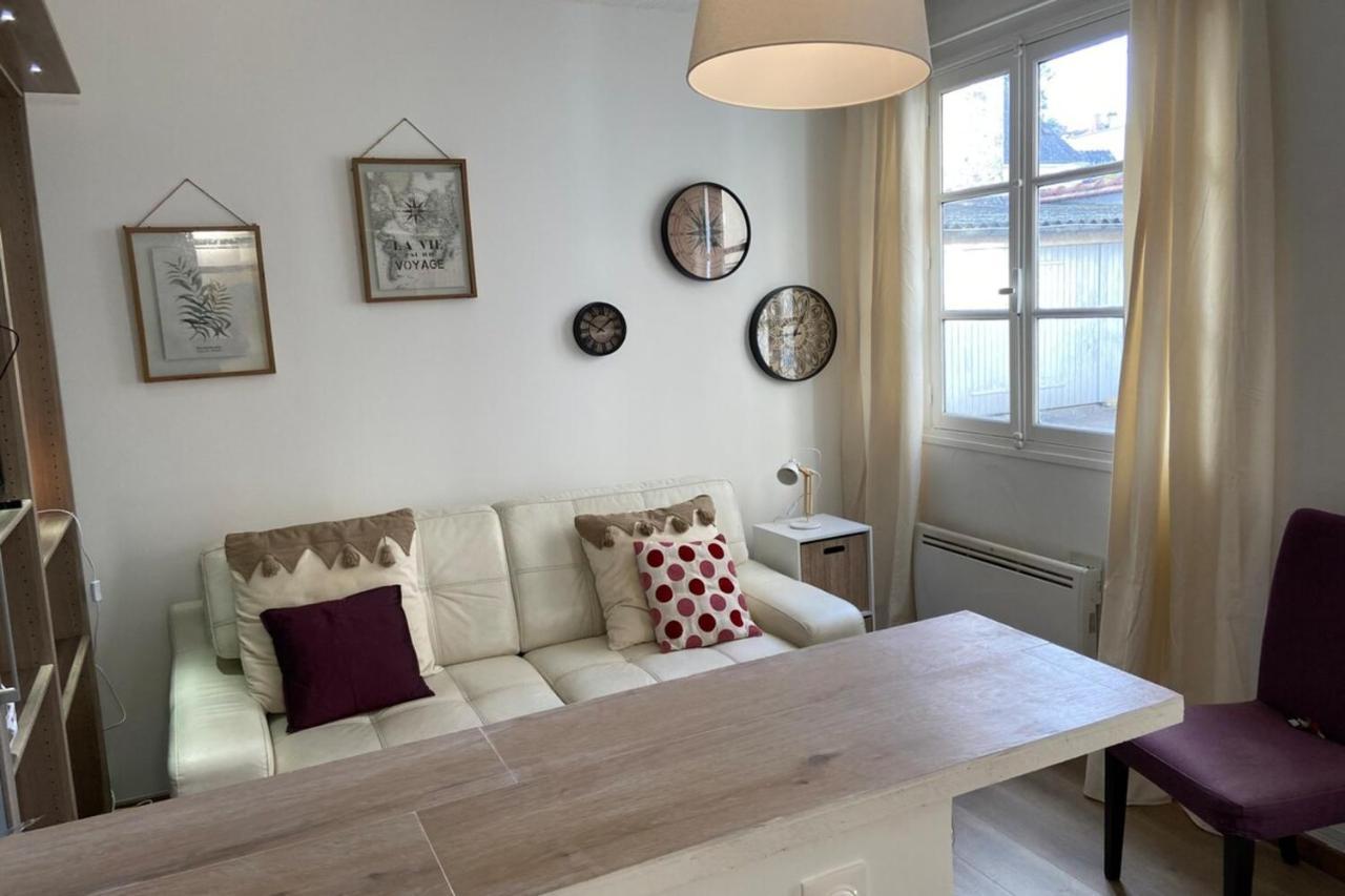 Agréable Appart'Hôtel Smart Cosy Proche commerces Fontainebleau Exterior foto